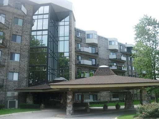 1st image of 1275 Baldwin Ln #611
