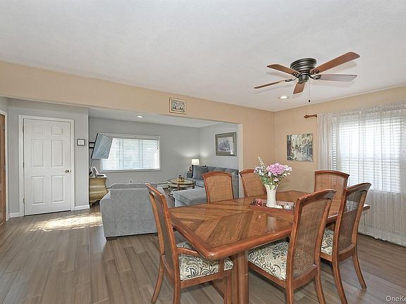 5th image of 67 Wolcott Road
