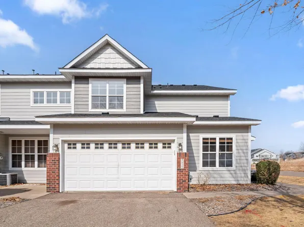 5825 Summit Pointe Rd, Monticello, MN 55362