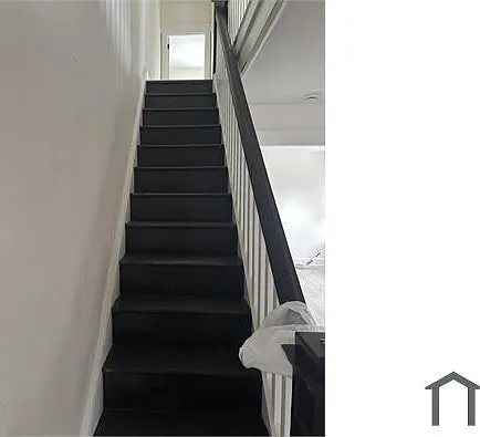 115 E 21st St — Photo 11