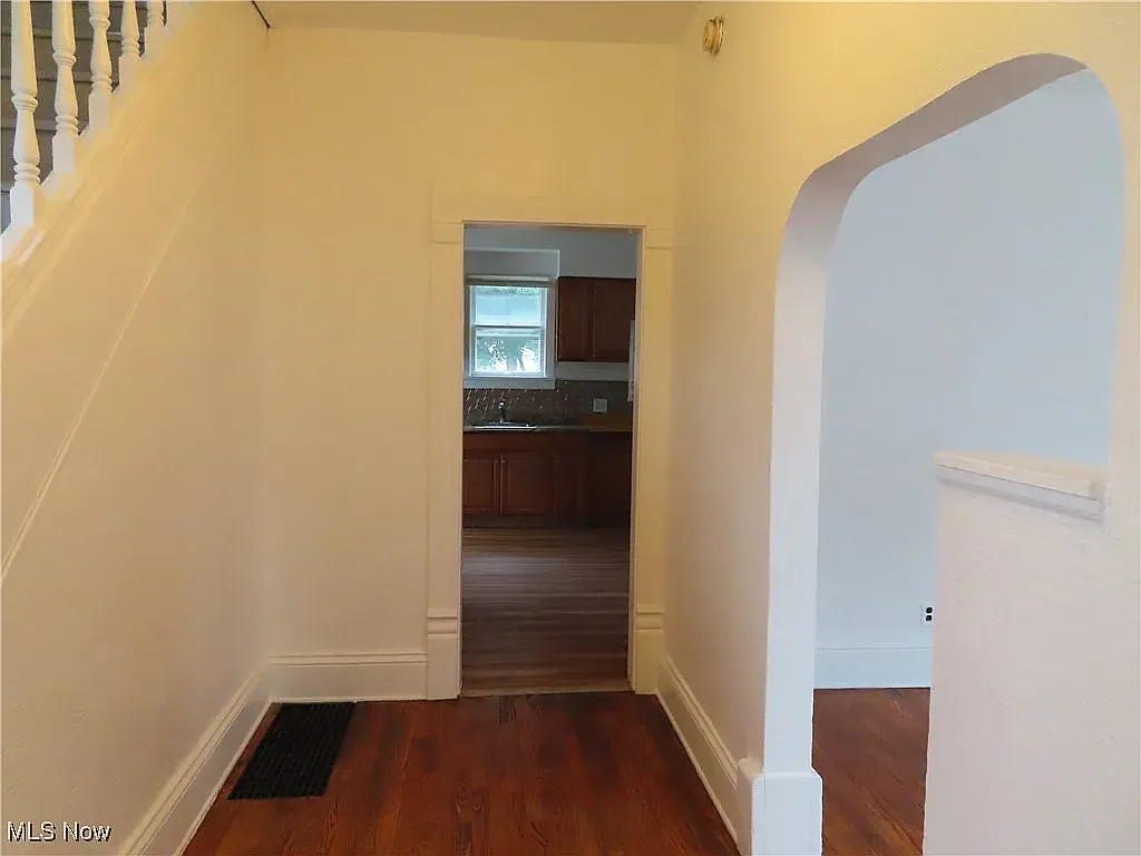 4 bed, 1344 sqft, $475 — Photo 2