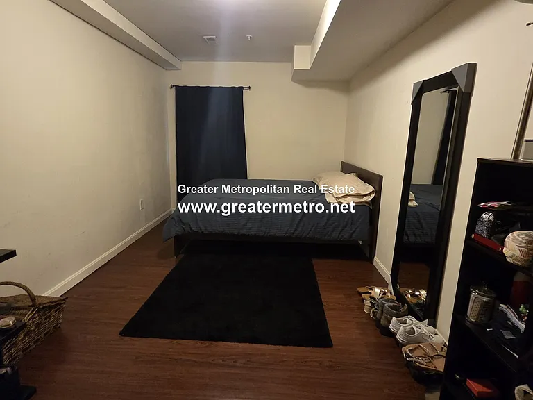 39 Chelsea St #1 — Photo 16