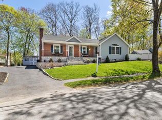 22 Whittier Rd, Reading, MA 01867