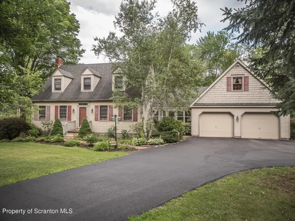 173 Ryan Hill Rd, Lake Ariel, PA 18436