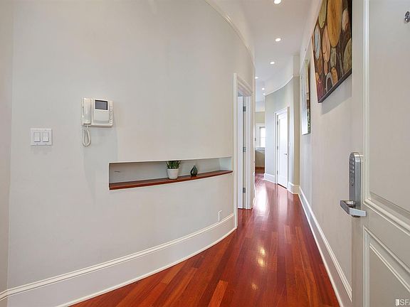 5th image of 744 Union St APT 5