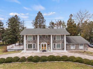 1260 Sherwood Dr, Vineland, NJ 08361