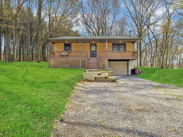 242 Leslie Rd, Enon Valley, PA 16120