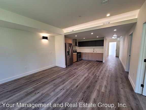 5th image of 862 Moraga Dr #202