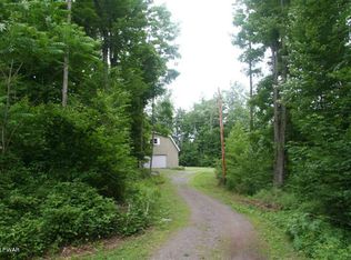 Racht Rd, Honesdale, PA 18431