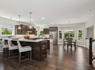 9358 Haralson Rd, Woodbury, MN 55125