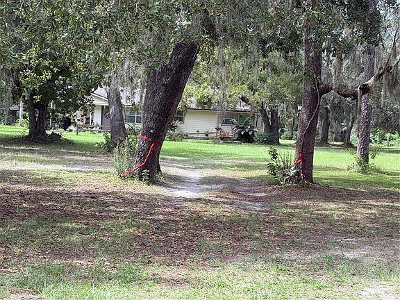 3rd image of 15535 RENEE LANE