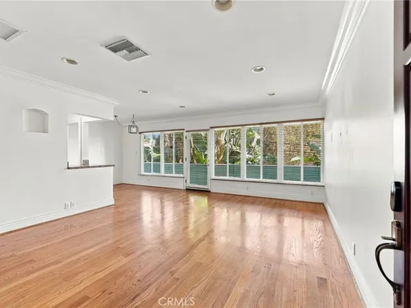 14934 Dickens St APT 12A, Sherman Oaks, CA 91403