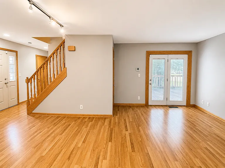 1116 N Alpine Rd — Photo 8