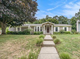 2868 Manitou Dr NE, Grand Rapids, MI 49525