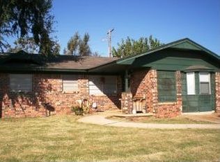 617 Windsor Dr, Altus, OK 73521