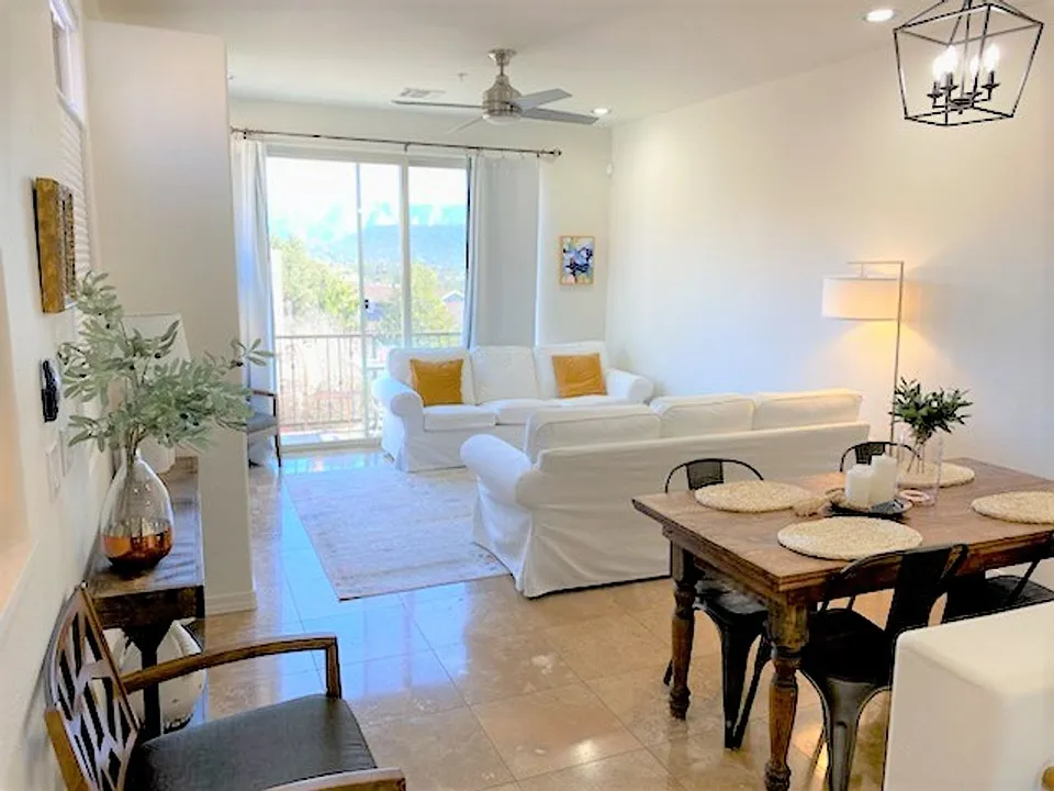 3385 Calle Del Sol #4