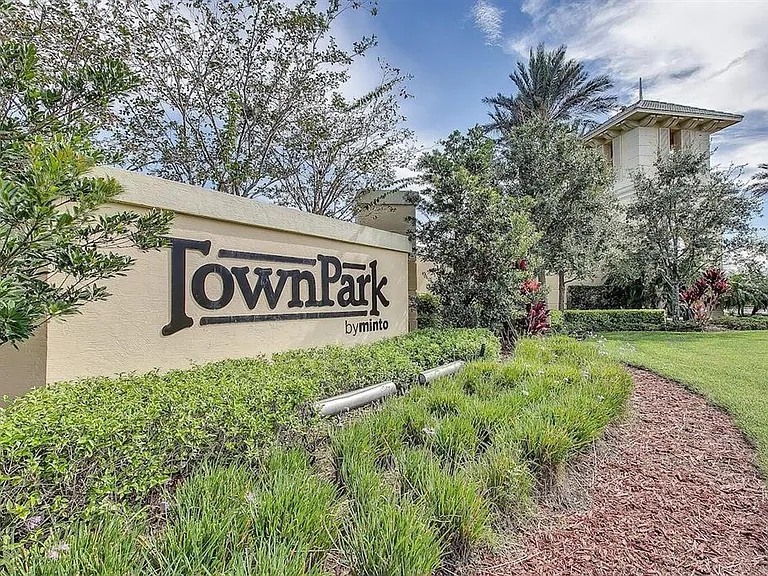 11931 SW Crestwood Cir — Photo 35