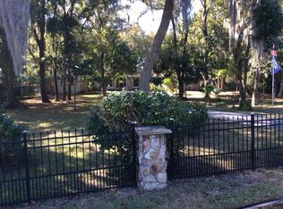 734 SW Kings Bay Dr, Crystal River, FL 34429