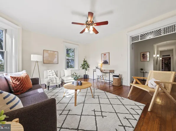 1419 R St NW APT 43, Washington, DC 20009