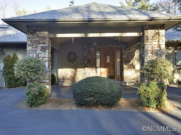 1st image of 209 Didrikson Way
