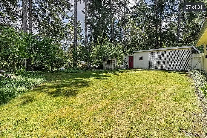1031 NE Larson Blvd — Photo 24
