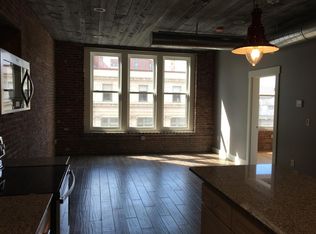 18 State St APT 3A, Bangor, ME 04401