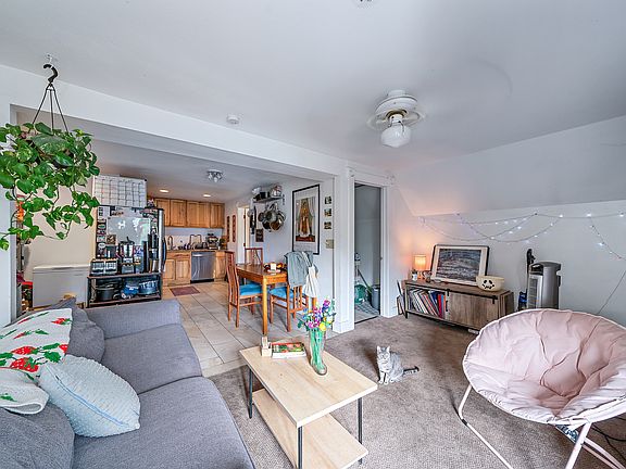3rd image of 2087 S Grant St #2