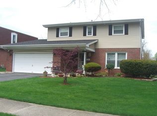 3747 Cherry Hills Dr, Flossmoor, IL 60422