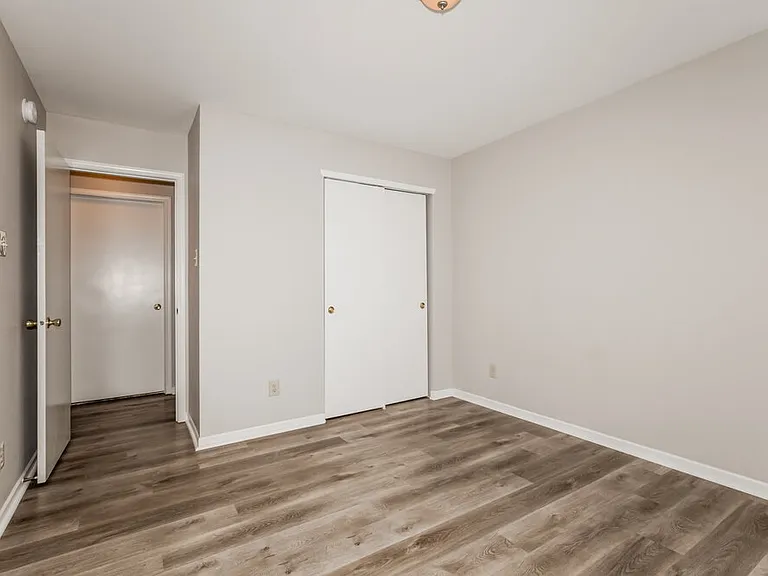 10926 Spirit Dr — Photo 14
