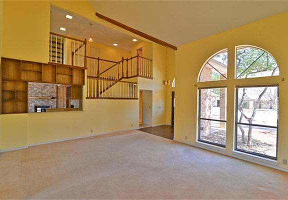 4th image of 921 Kingston Dr