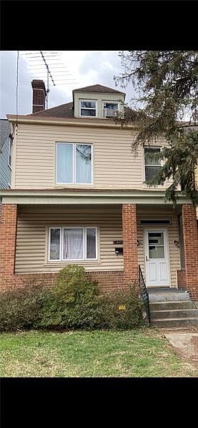 2nd image of 427 E End Ave