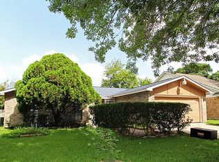 8027 Knightwood Forest Dr, Houston, TX 77088