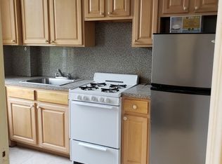 7155 68th St, Ridgewood, NY 11385