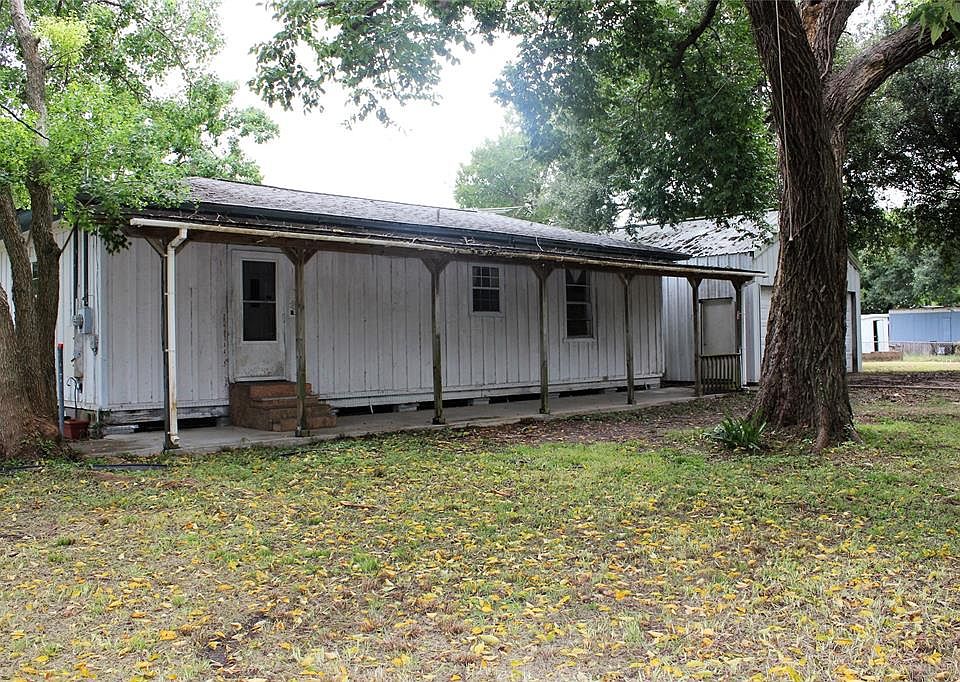 1st image of 2401 Shady Creek Ln
