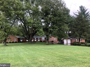 6575 Vint Hill Rd, Warrenton, VA 20187