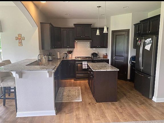 4th image of 4725 Copper Leaf BOULEVARD