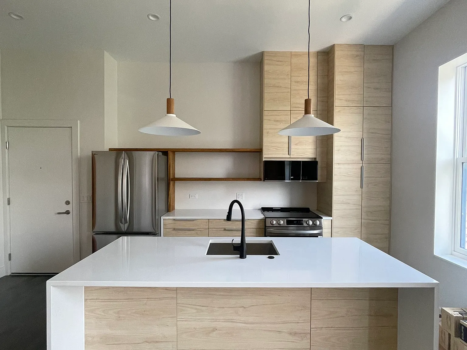 2 bed, $3,395 — Photo 3