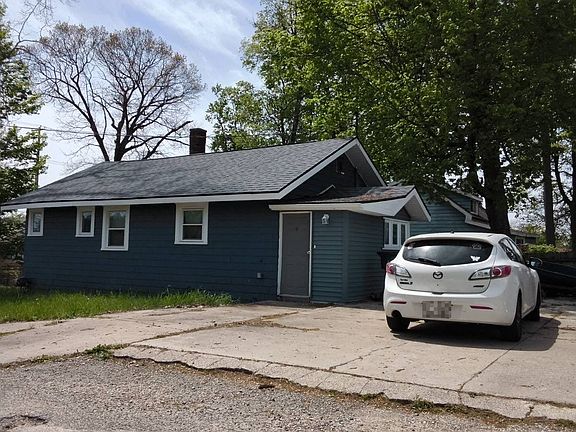 2nd image of 1737 Willoughby Rd