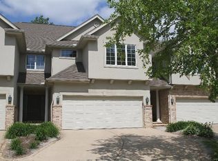 1066 Mission Hills Court, Chesterton, IN 46304