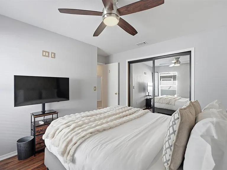 2976 Stillwater Dr — Photo 21