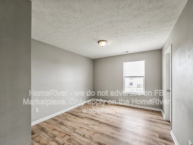 7905 Housefinch Ln — Photo 17