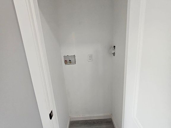 3rd image of 36 Liberty St #B