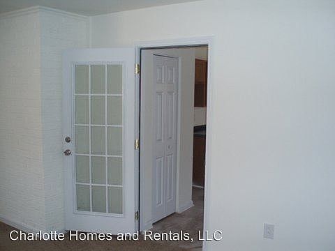 4th image of 5607 Sunwalk Ct