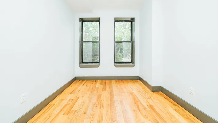 Rented by Nooklyn NYC LLC | media 11