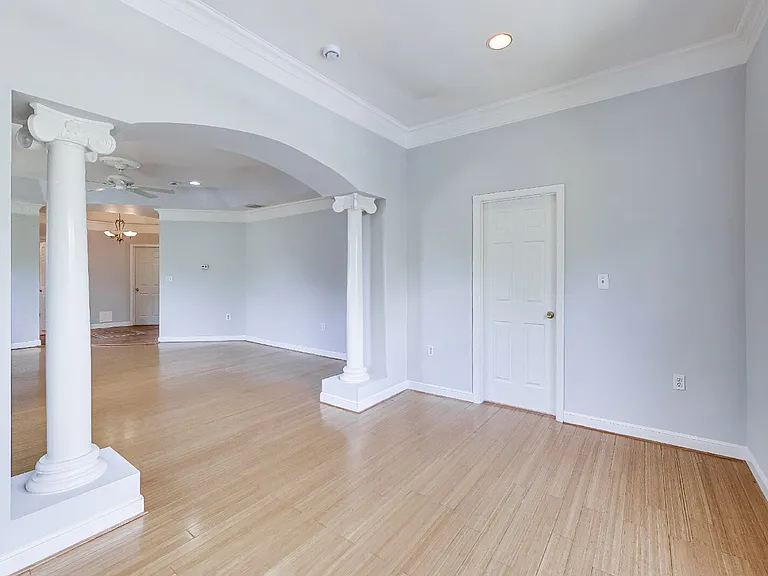 5713 Eads St NE — Photo 23