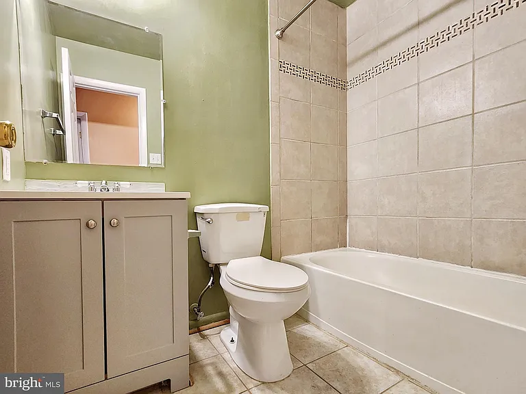 8245 Wycliffe Ct — Photo 26