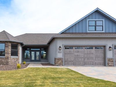 911 Holstein Ct, Gardnerville, NV, 89460