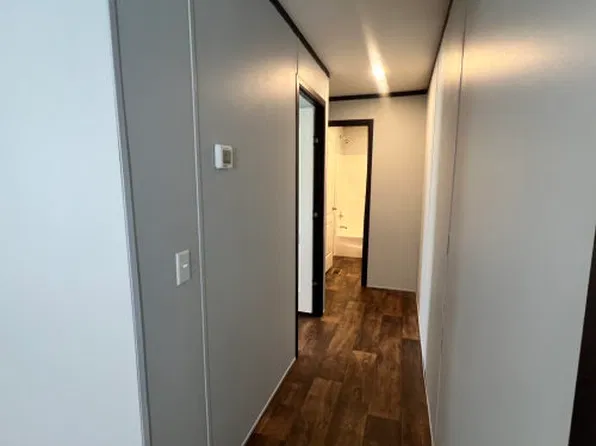 2156 James Boswell Rd Trailer 68, Burlington, NC 27217