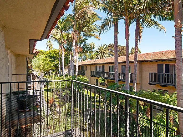 3218 Loma Riviera Dr — Photo 29