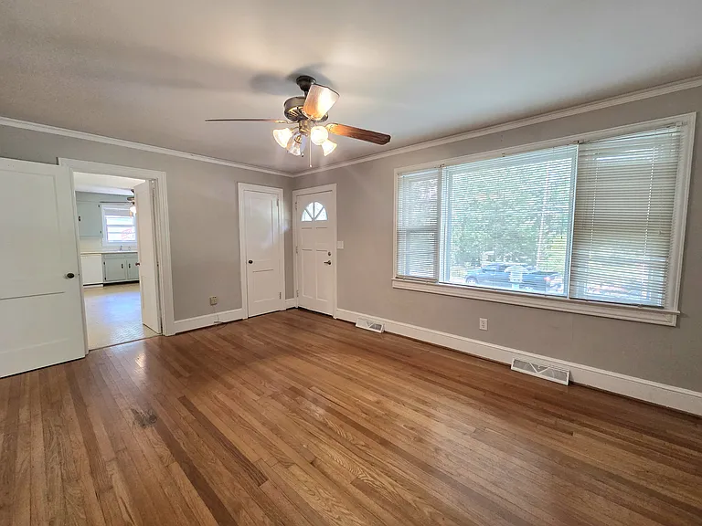 138 Woodland Dr — Photo 7